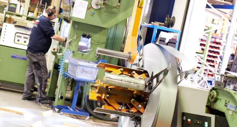 Die MaSch-Tec GmbH ist ein national und international tätiges Kompetenzzentrum für Befestigungssysteme in Oberreidenbach. Aktuell suchen wir einen Mechatroniker für die Instandhaltung (m/w/d) als Verstärkung für unser Team. Jetzt bewerben!
