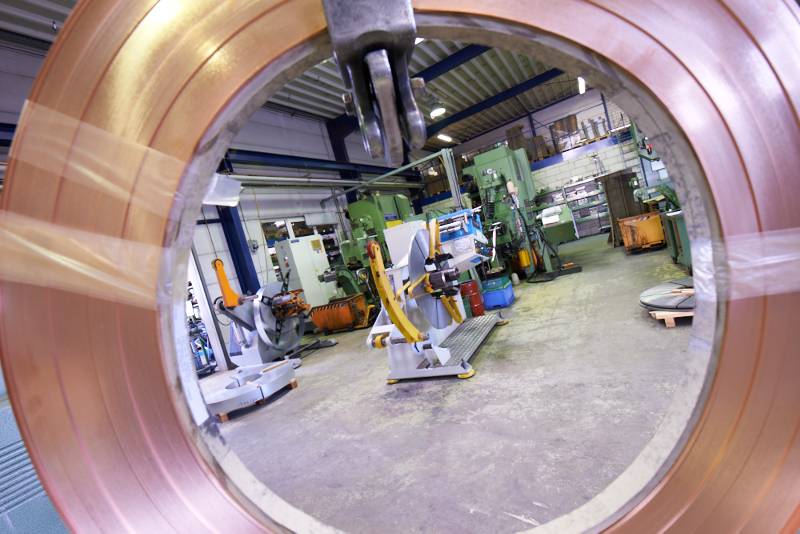 Produktion | MaSch-Tec Spaltband für die Produktion von mehr als 600 Produkten